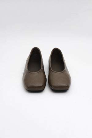 Square-Toe Ballet Flats
