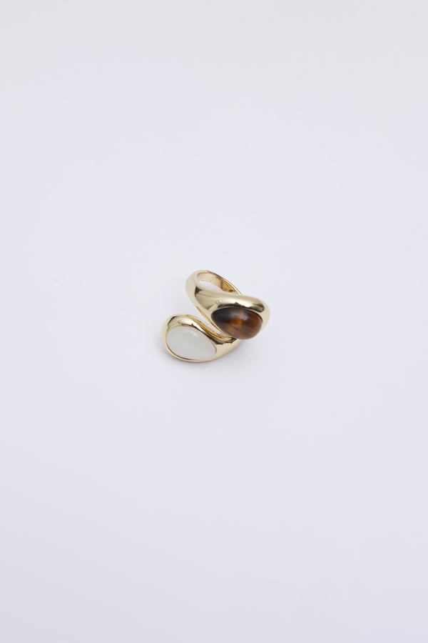 bold curved silhouette with smooth polished Ring