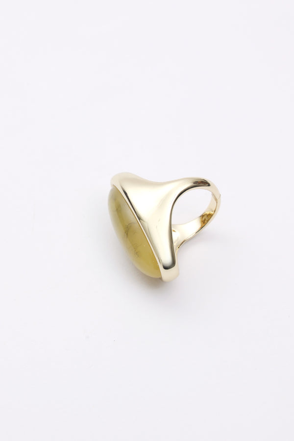 olive marbled Ring with organic swirl detailing