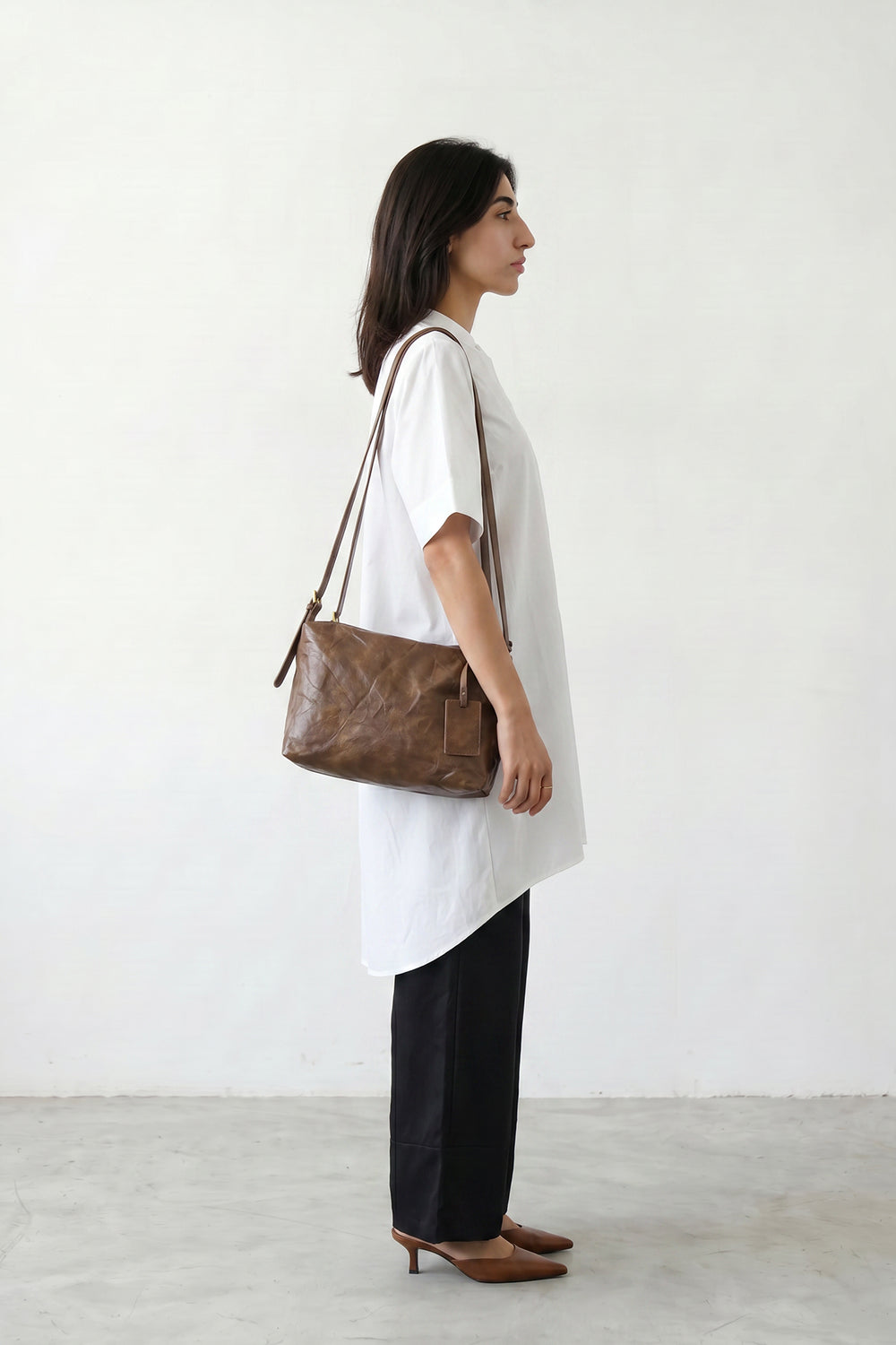 CHOCOLATE BROWN