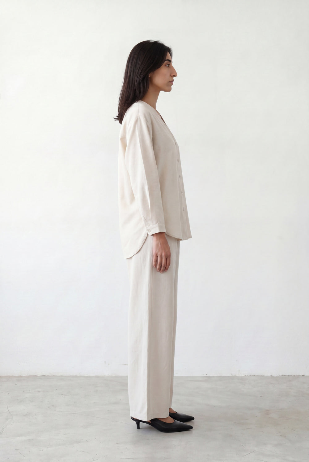 OFF WHITE
