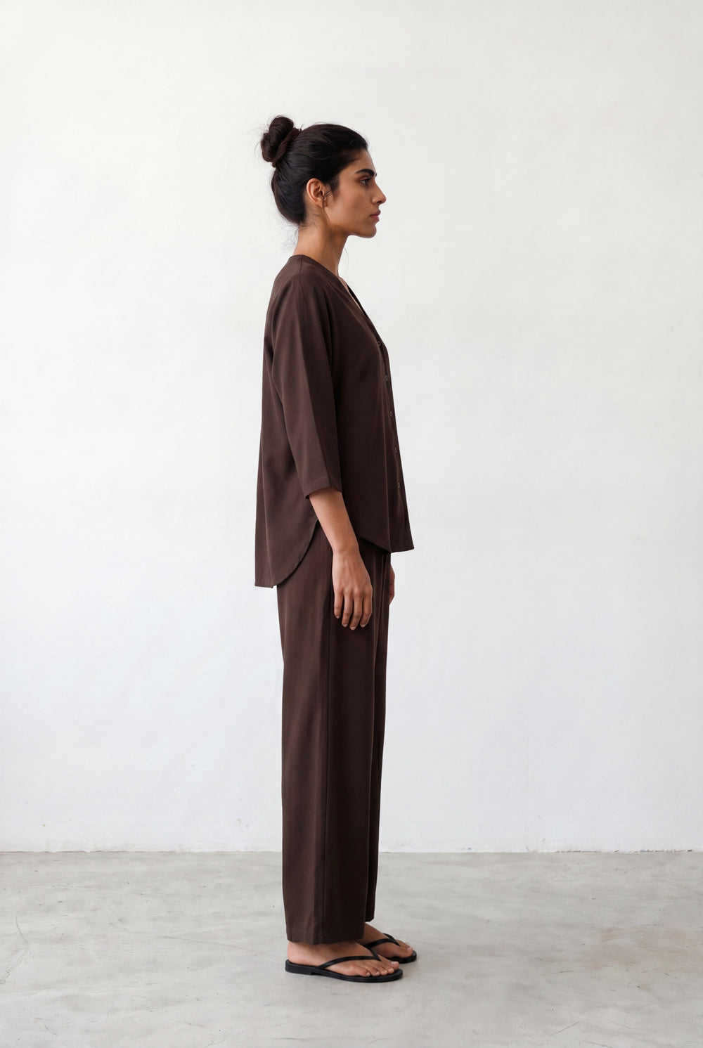 CHOCOLATE BROWN