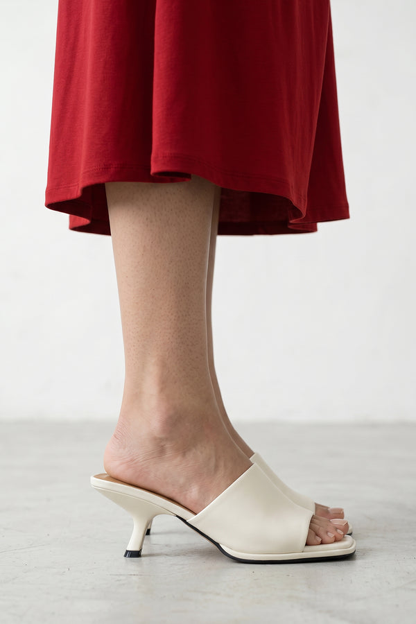 #OFF WHITE