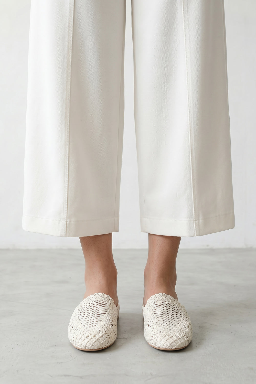 #OFF WHITE
