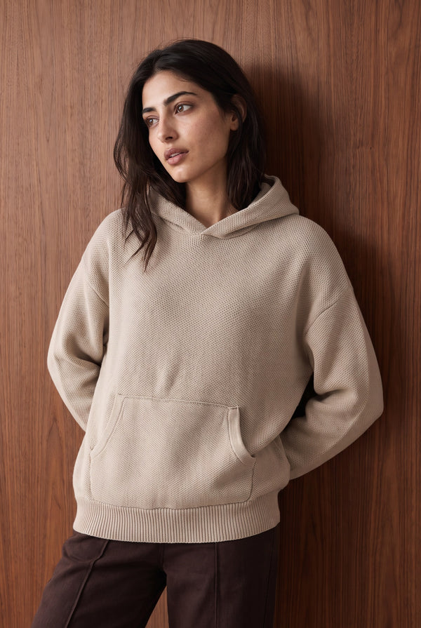 OVERSIZED SWEATER KNIT HOOD - TAUPE