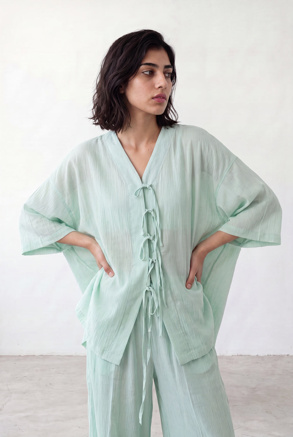 LIGHT GREEN