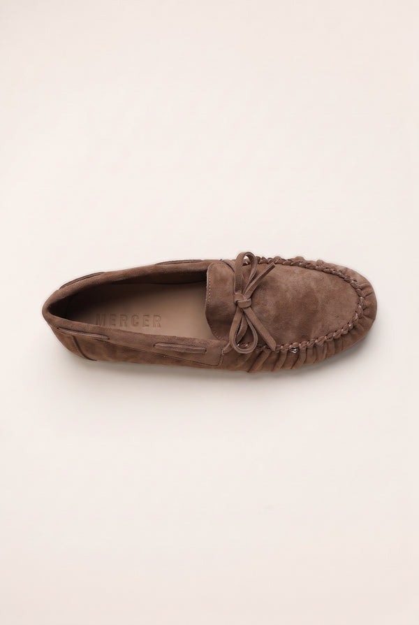 Everyday knot-detail moccasin