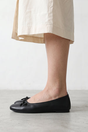 Classic ballet flats