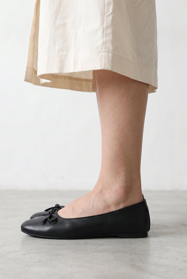 Classic ballet flats