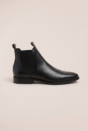 Leather Chelsea Ankle Boots with leather lining - Black