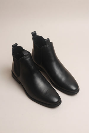 Leather Chelsea Ankle Boots with leather lining - Black