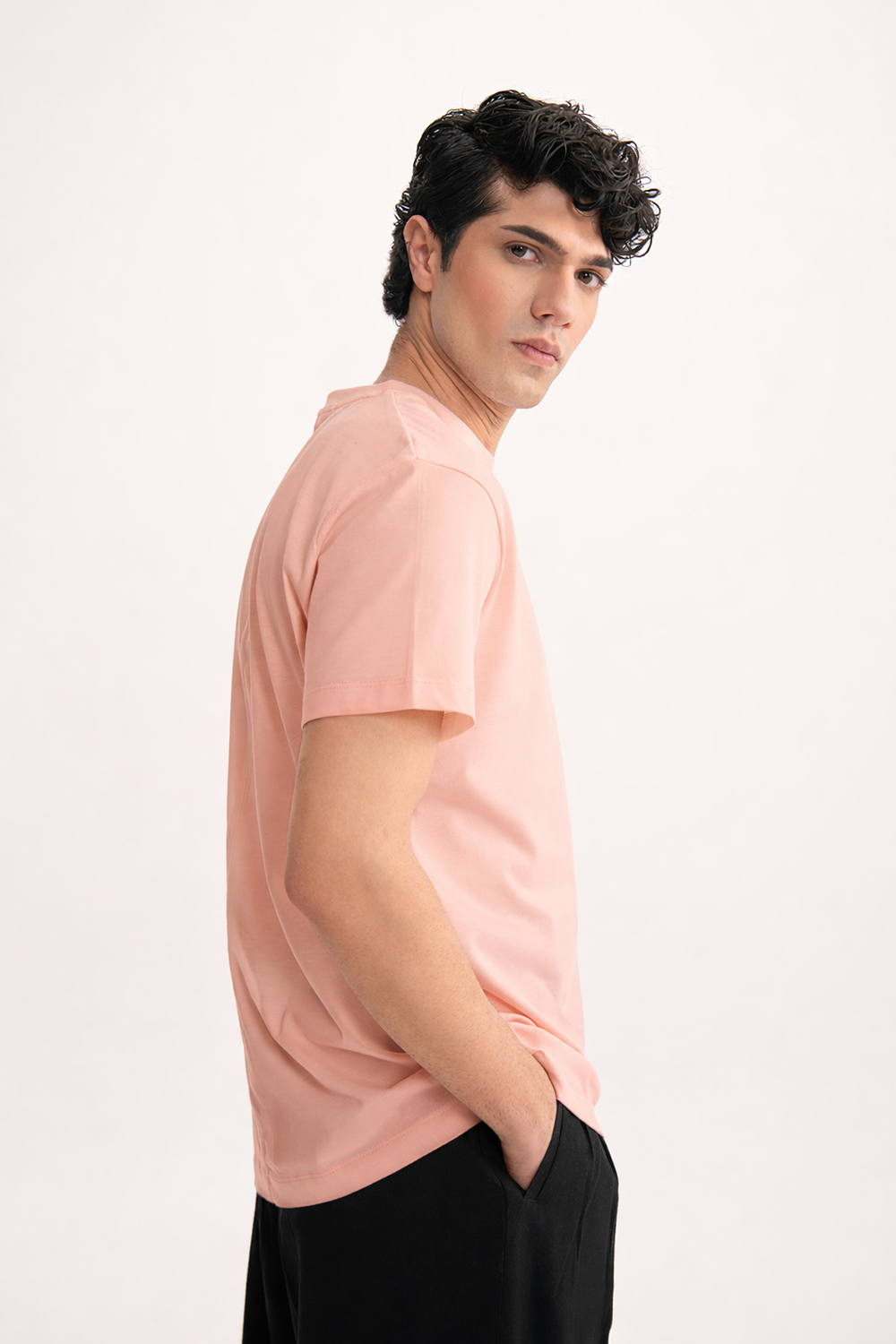 Salmonpink