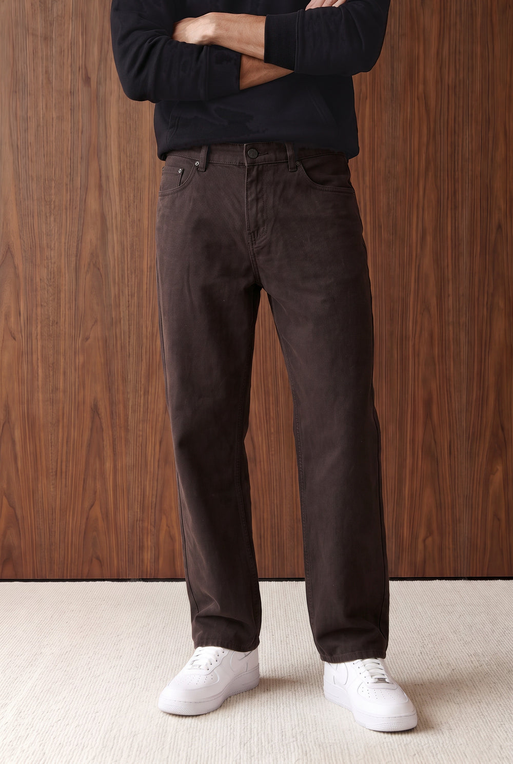 DARK BROWN