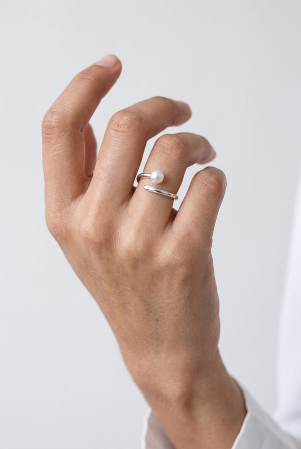 Pearl bead ring