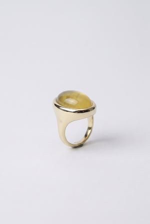 olive marbled Ring with organic swirl detailing