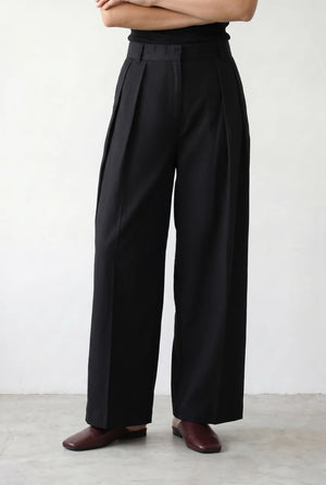 Barrel Panelled Trousers