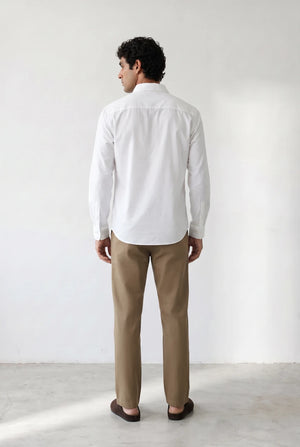 CLASSIC STRAIGHT CHINOS