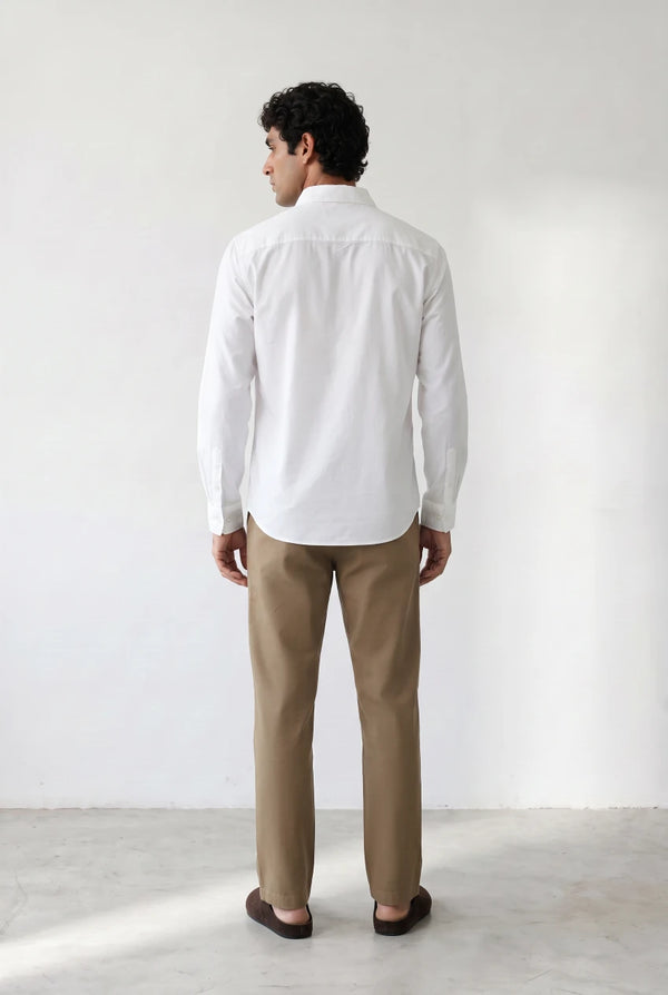CLASSIC STRAIGHT CHINOS