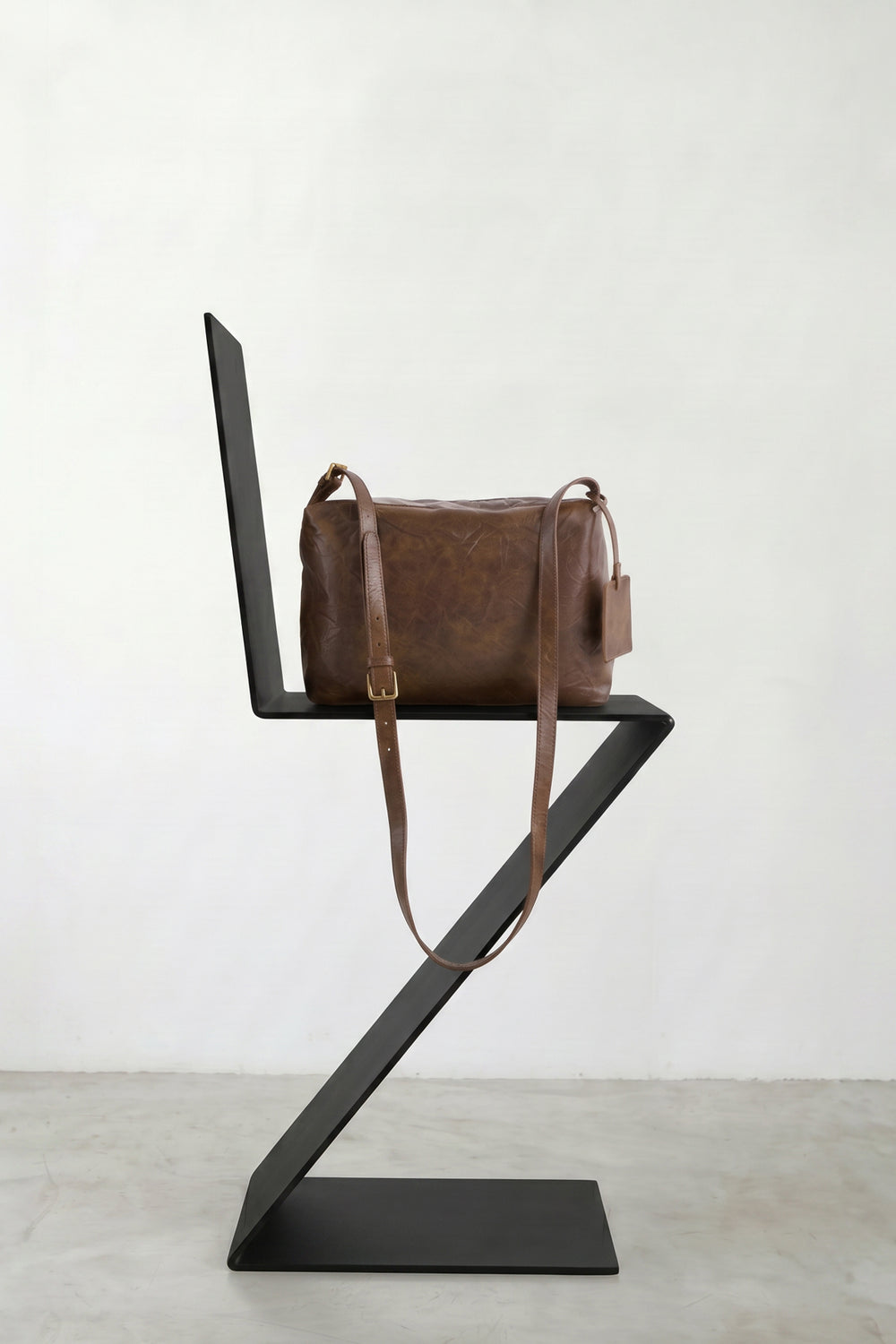CHOCOLATE BROWN