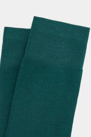  DARK GREEN