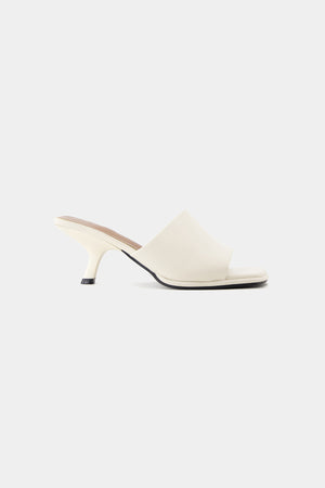 #OFF WHITE