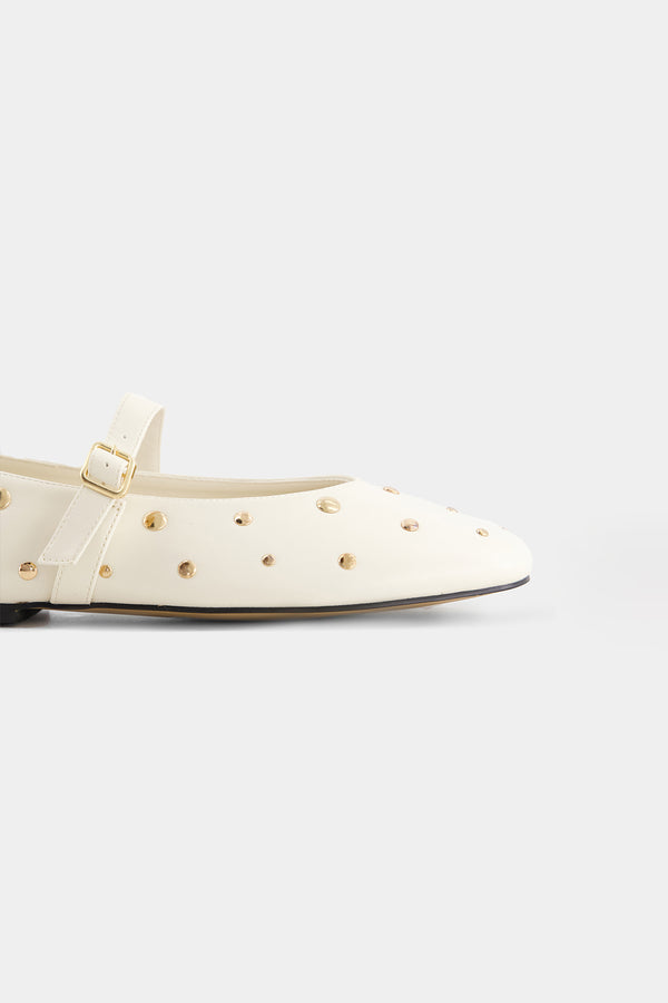 #OFF WHITE