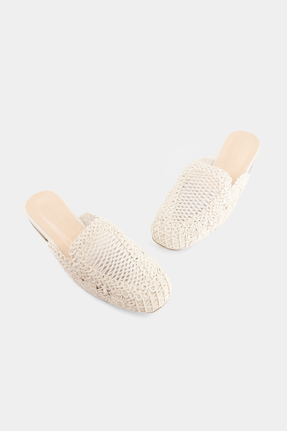 #OFF WHITE
