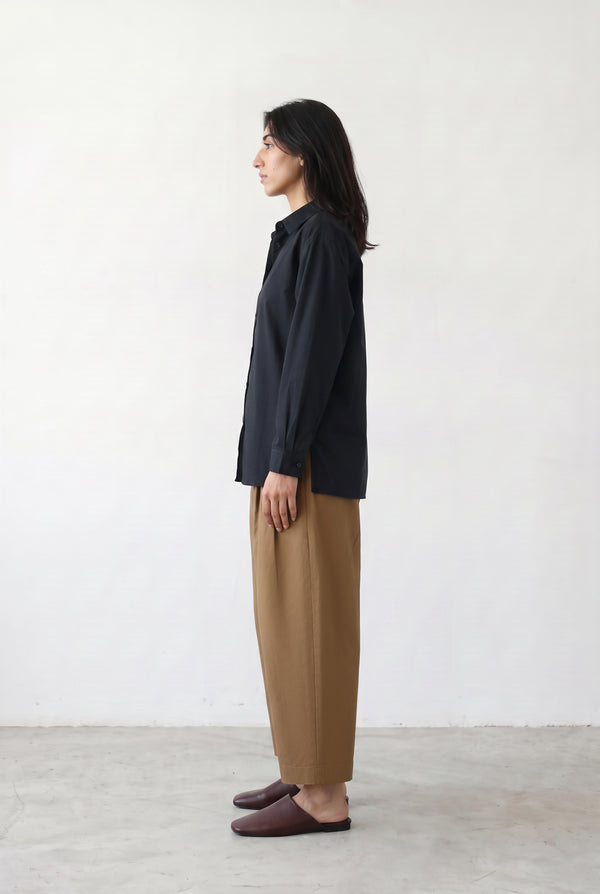 Wide Curved Pants