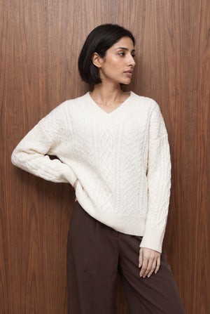 WIDE LEG PLEATED PANTS