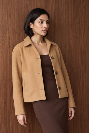 SHORT BUTTON DOWN JACKET - LIGHT BROWN
